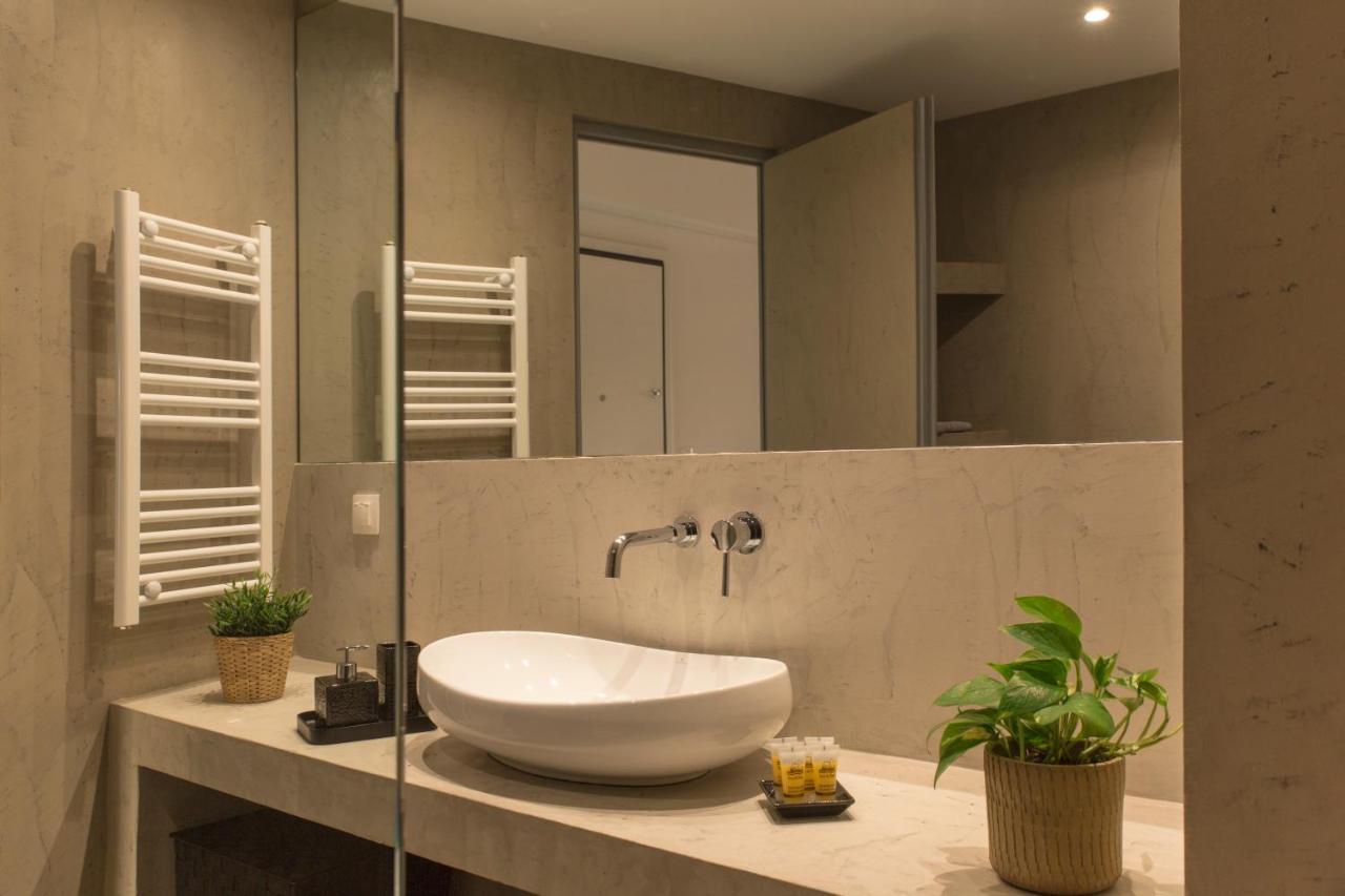 Luxury Apt With Parking-Living Stone Silver Aten Exteriör bild